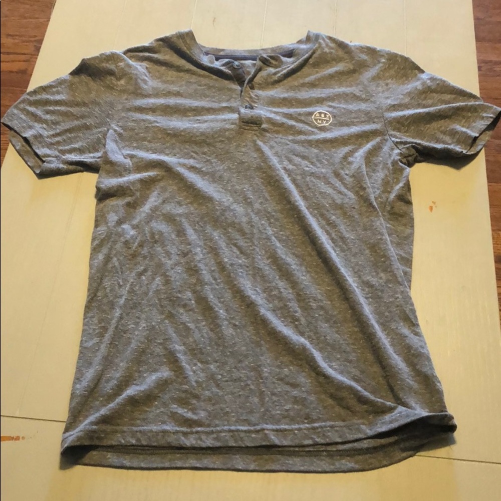 Aeropostale buttoned t shirt